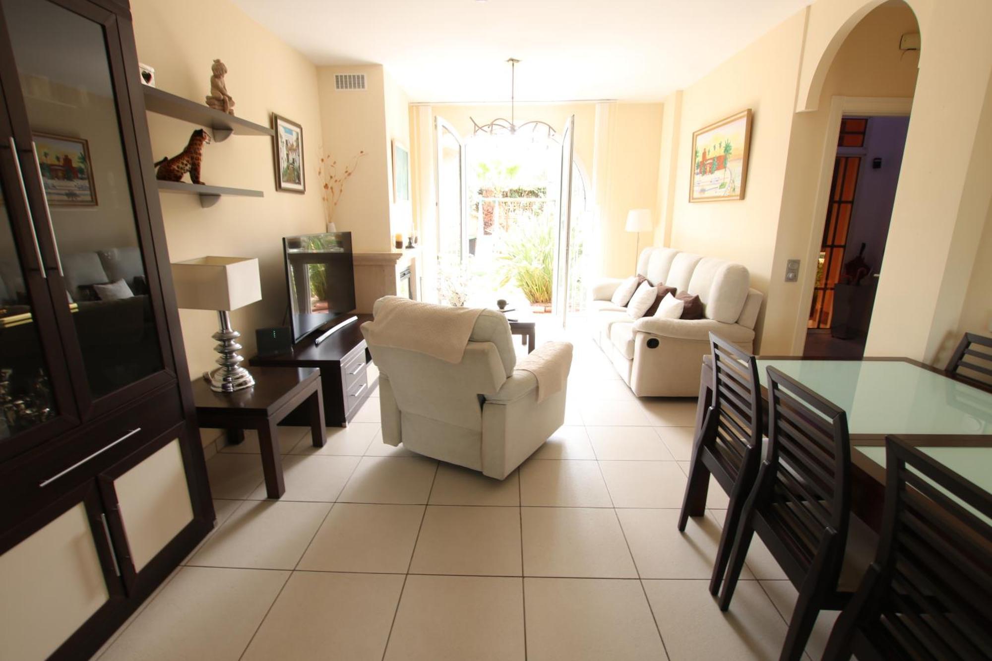 Tess Andalusian Sun Holiday home